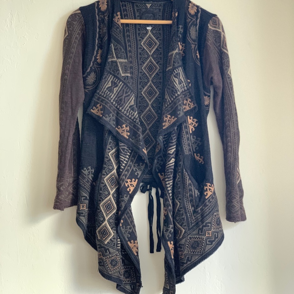 Embroidered wrap